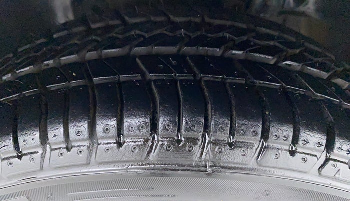 2019 Tata Tiago XT 1.2 REVOTRON, Petrol, Manual, 37,473 km, Right Front Tyre Tread