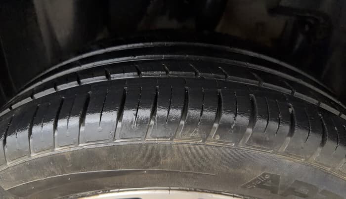2021 Nissan Kicks XV 1.5, Petrol, Manual, 29,227 km, Left Rear Tyre Tread