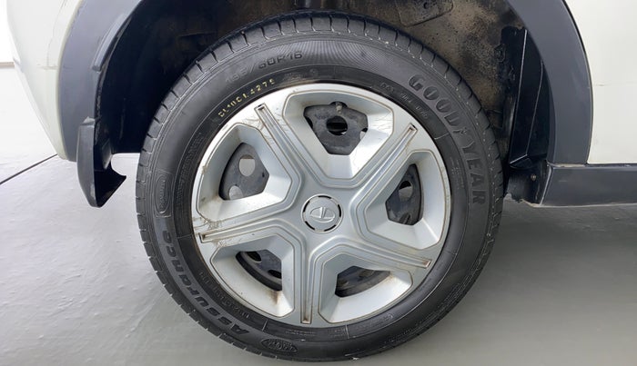 2018 Tata NEXON XT 1.2, Petrol, Manual, 27,669 km, Right Rear Wheel