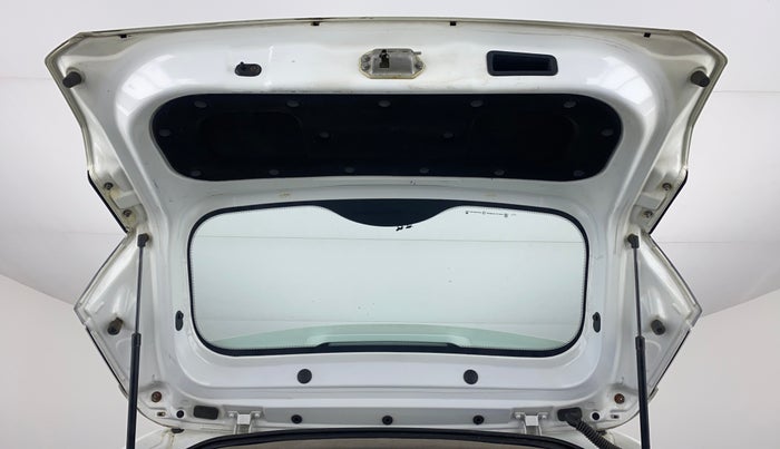 2018 Tata NEXON XT 1.2, Petrol, Manual, 27,669 km, Boot Door Open