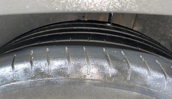 2021 Hyundai Creta SX EXECUTIVE 1.5 PETROL, Petrol, Manual, 81,839 km, Left Rear Tyre Tread