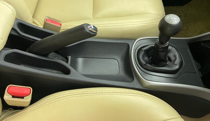 2020 Honda City V MT PETROL, Petrol, Manual, 25,148 km, Gear Lever