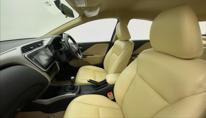 2020 Honda City V MT PETROL, Petrol, Manual, 25,148 km, Right Side Front Door Cabin