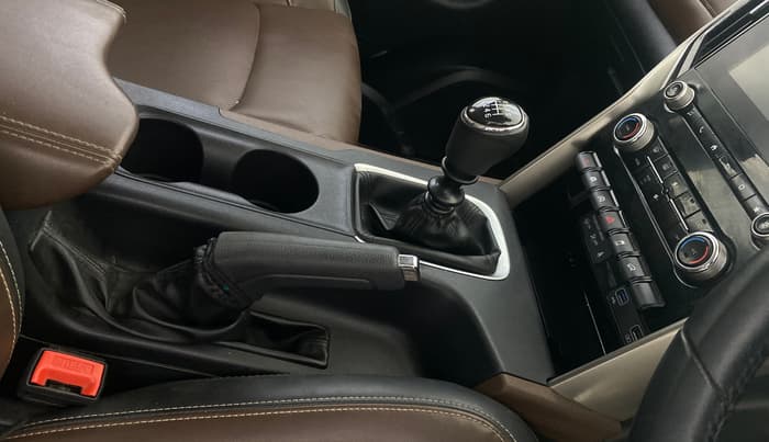 2023 Mahindra SCORPIO-N Z8 L PETROL MT 7 STR, Petrol, Manual, 20,542 km, Gear Lever