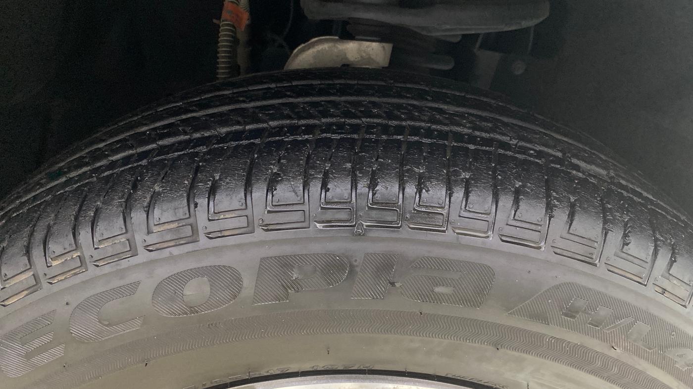 2023 Mahindra SCORPIO-N Z8 L PETROL MT 7 STR, Petrol, Manual, 20,542 km, Right Front Tyre Tread