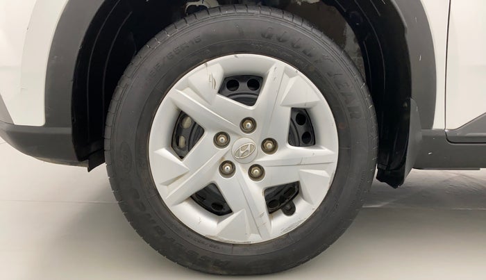 2019 Hyundai VENUE S MT 1.2 KAPPA, Petrol, Manual, 19,978 km, Left Front Wheel