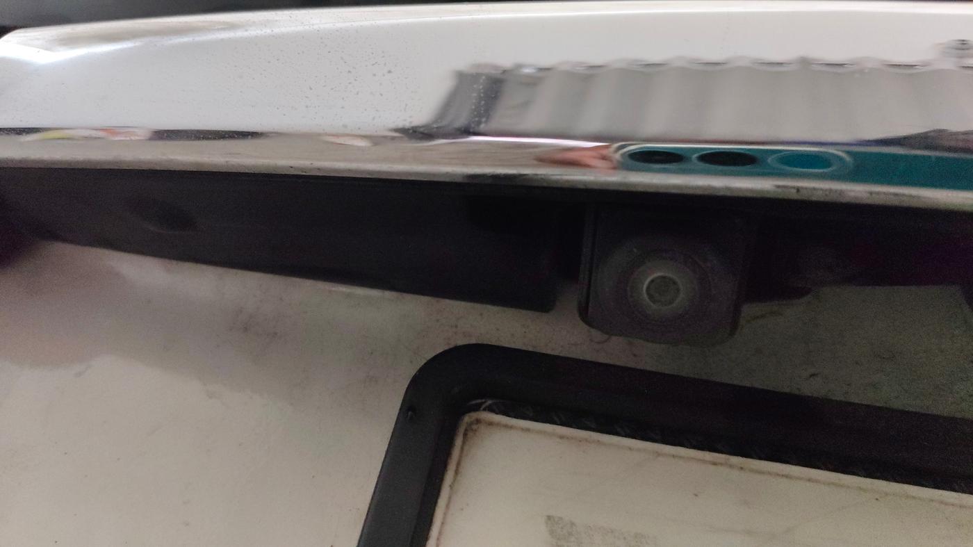 2020 Maruti XL6 ALPHA MT, Petrol, Manual, 1,07,011 km, Parking Camera