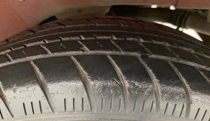 2013 Maruti A Star VXI, Petrol, Manual, 38,565 km, Left Rear Tyre Tread