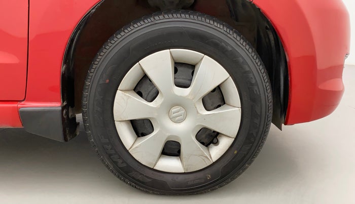 2013 Maruti A Star VXI, Petrol, Manual, 38,565 km, Right Front Wheel