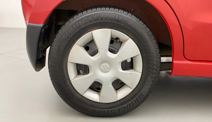 2013 Maruti A Star VXI, Petrol, Manual, 38,565 km, Right Rear Wheel