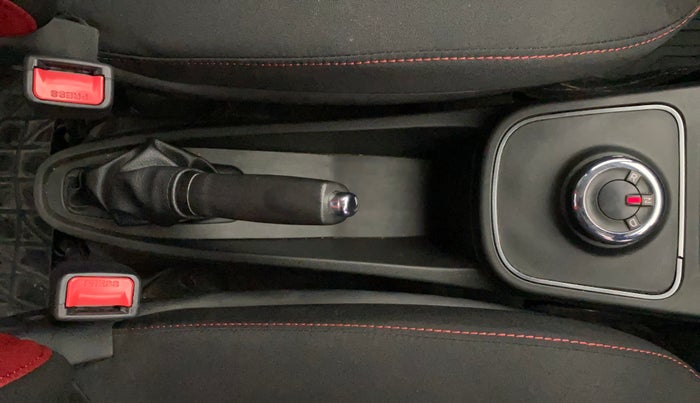 2020 Renault Kwid RXT 1.0 AMT (O), Petrol, Automatic, 36,046 km, Gear Lever