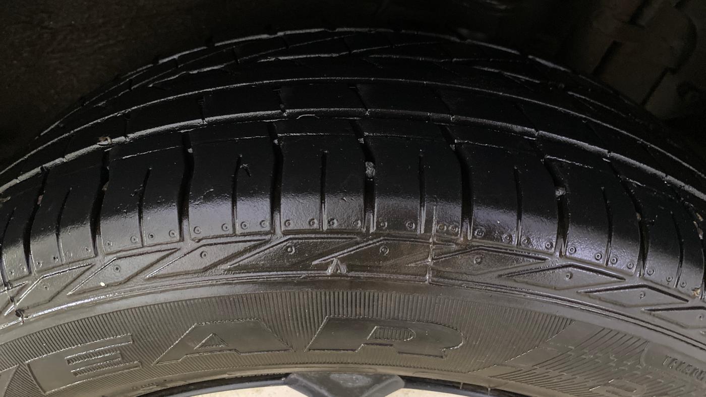 2023 Tata NEXON XZA PLUS LUX SUNROOF DUAL TONE PETROL, Petrol, Automatic, 32,350 km, Left Rear Tyre Tread
