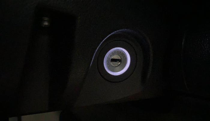 2022 Mahindra Thar LX HT PETROL 4WD MT, Petrol, Manual, 14,974 km, Keyless Start/ Stop Button