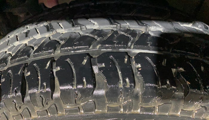 2022 Mahindra Thar LX HT PETROL 4WD MT, Petrol, Manual, 14,974 km, Left Front Tyre Tread