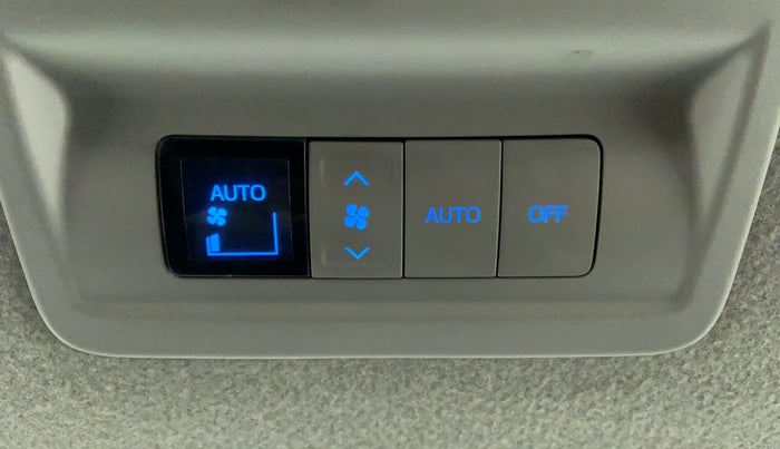 2017 Toyota Fortuner 2.8 4x4 AT, Diesel, Automatic, 22,399 km, Rear AC Temperature Control