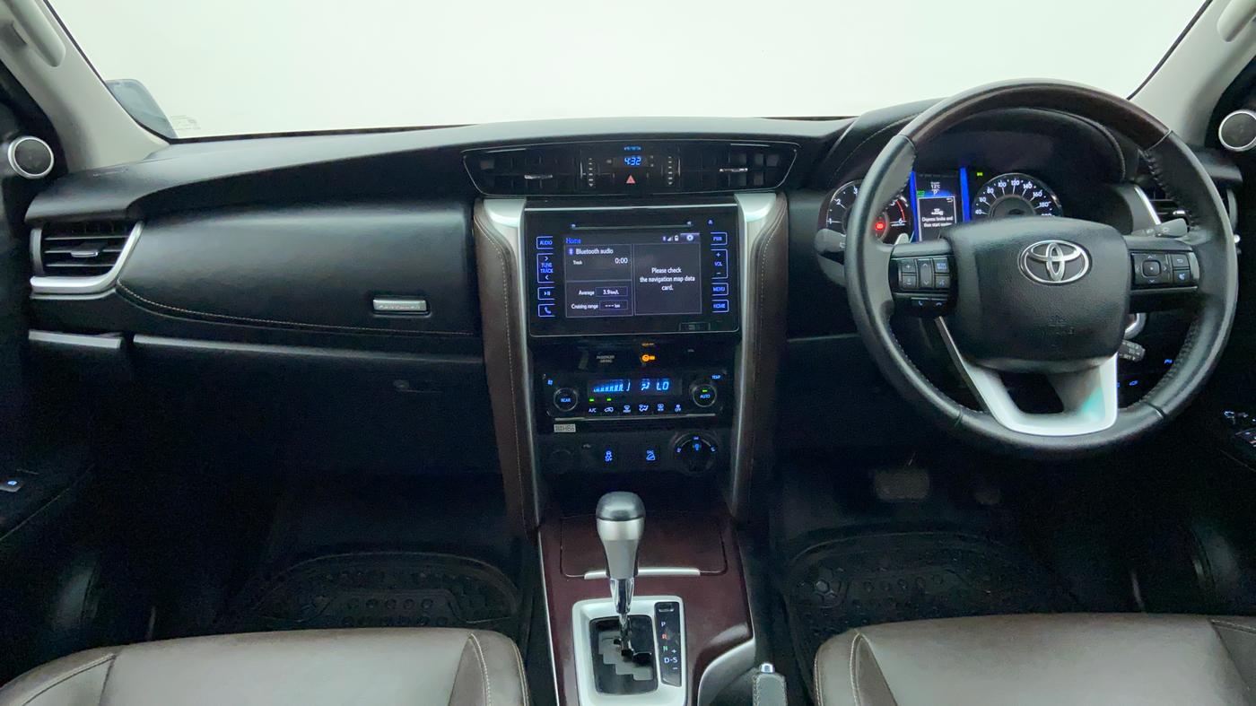 2017 Toyota Fortuner 2.8 4x4 AT, Diesel, Automatic, 22,399 km, Dashboard
