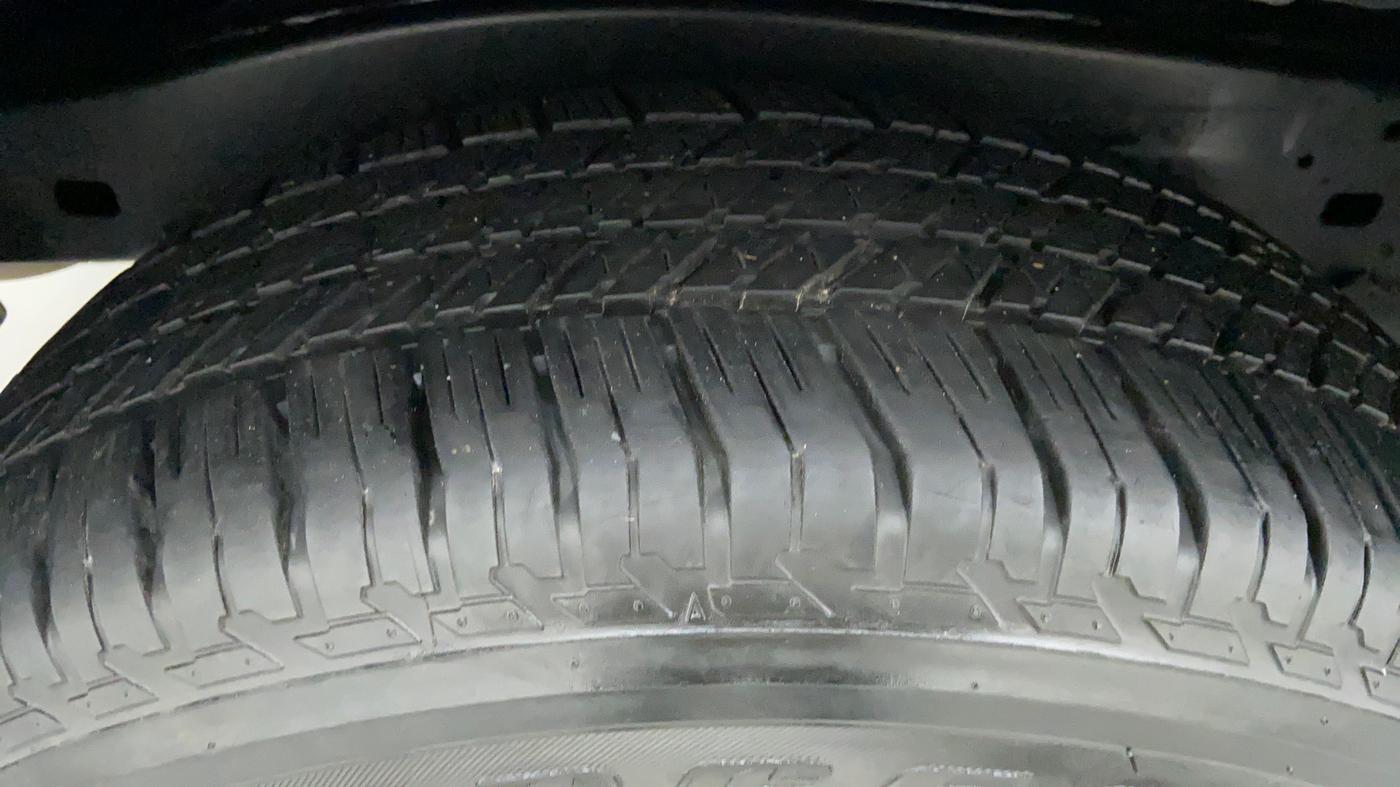 2017 Toyota Fortuner 2.8 4x4 AT, Diesel, Automatic, 22,399 km, Right Rear Tyre Tread