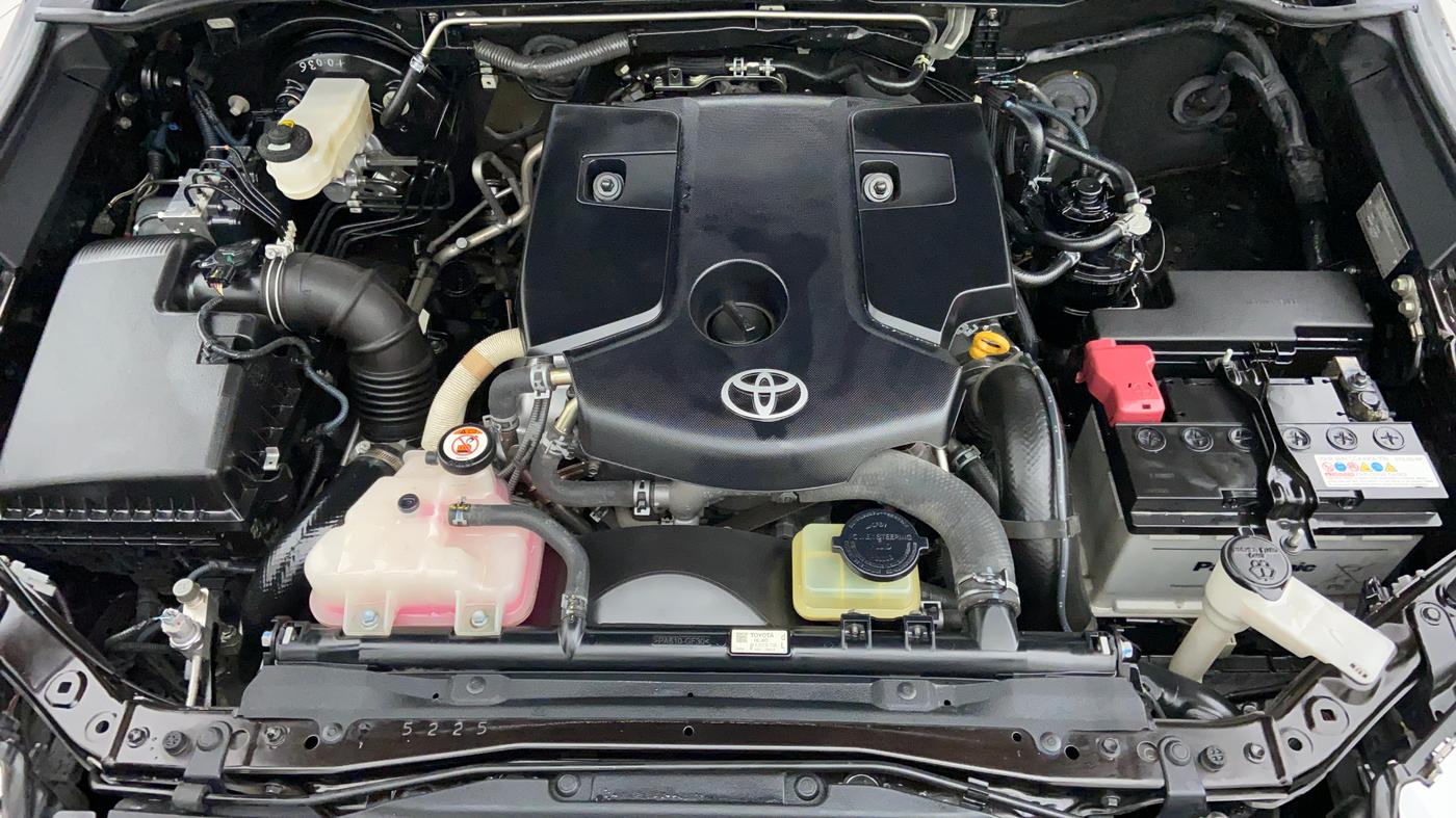 2017 Toyota Fortuner 2.8 4x4 AT, Diesel, Automatic, 22,399 km, Open Bonet