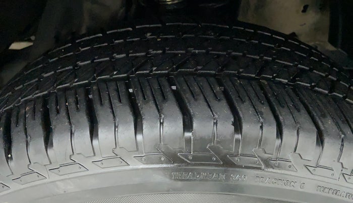 2017 Toyota Fortuner 2.8 4x4 AT, Diesel, Automatic, 22,399 km, Right Front Tyre Tread