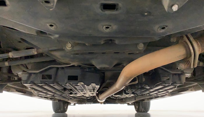 2014 Toyota Camry 2.5L AT, Petrol, Automatic, 1,13,396 km, Rear Underbody