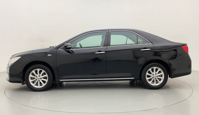 2014 Toyota Camry 2.5L AT, Petrol, Automatic, 1,13,396 km, Left Side