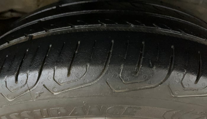 2016 Honda City 1.5L I-VTEC V MT, Petrol, Manual, 73,771 km, Right Rear Tyre Tread