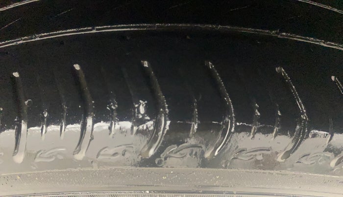 2018 Honda Amaze 1.2L I-VTEC V CVT, Petrol, Automatic, 38,257 km, Right Front Tyre Tread