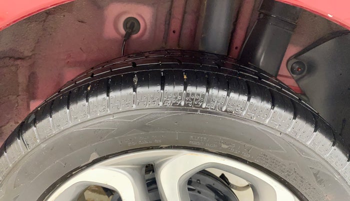 2019 Hyundai Elite i20 ASTA (O) CVT, Petrol, Automatic, 30,598 km, Left Rear Tyre Tread