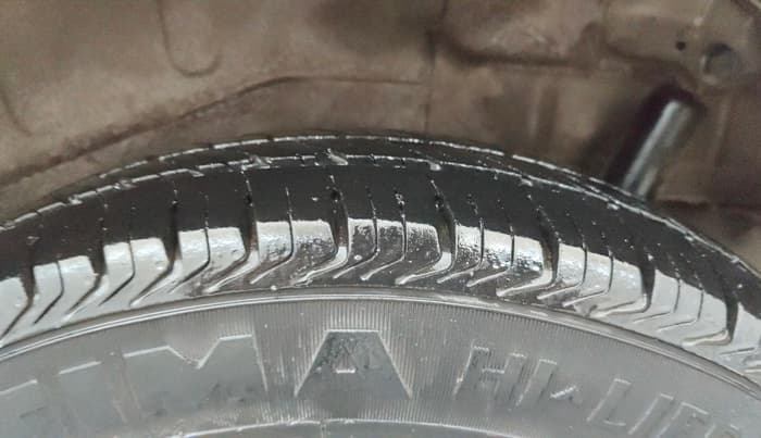 2018 Maruti Wagon R 1.0 LXI CNG (O), CNG, Manual, 76,701 km, Left Rear Tyre Tread