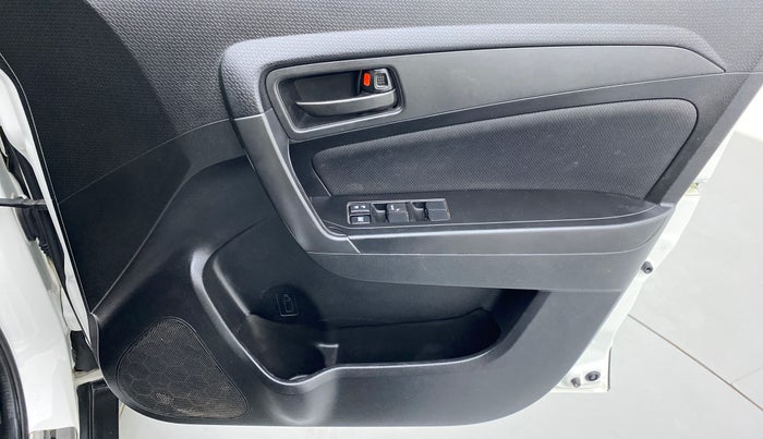 2021 Maruti Vitara Brezza VXI, Petrol, Manual, 42,784 km, Driver Side Door Panels Control