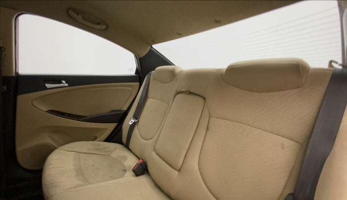 2015 Hyundai Verna FLUIDIC 1.6 CRDI S, Diesel, Manual, 86,082 km, Right Side Rear Door Cabin
