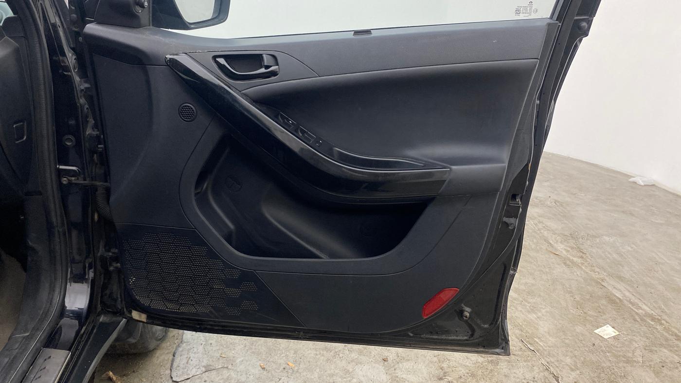 2022 Tata NEXON XZA PLUS (HS) DIESEL DARK EDITION, Diesel, Automatic, 85,697 km, Driver Side Door Panels Control