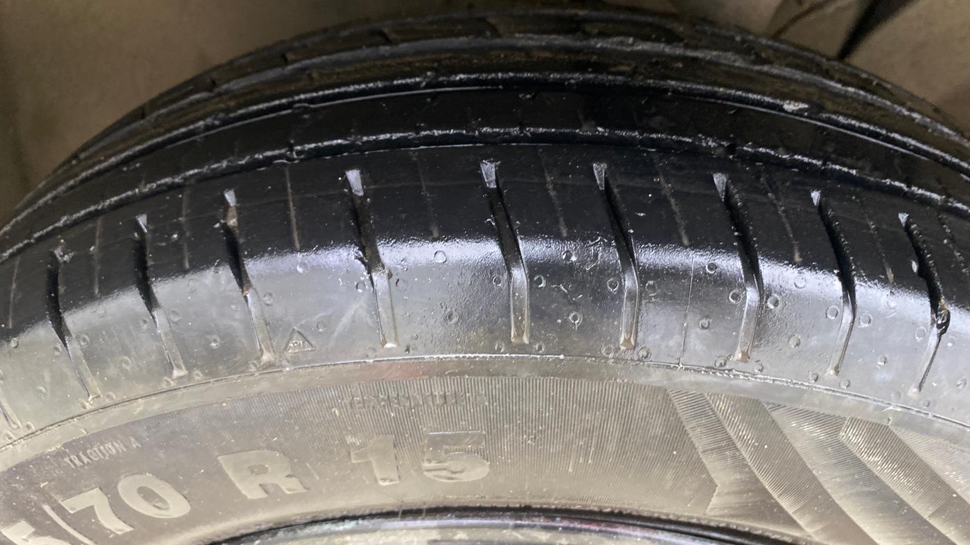 2023 Tata PUNCH ADVENTURE MT, Petrol, Manual, 35,654 km, Left Front Tyre Tread