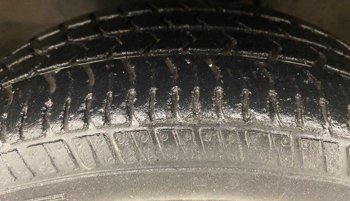2019 Maruti Alto K10 VXI, Petrol, Manual, 23,956 km, Left Front Tyre Tread