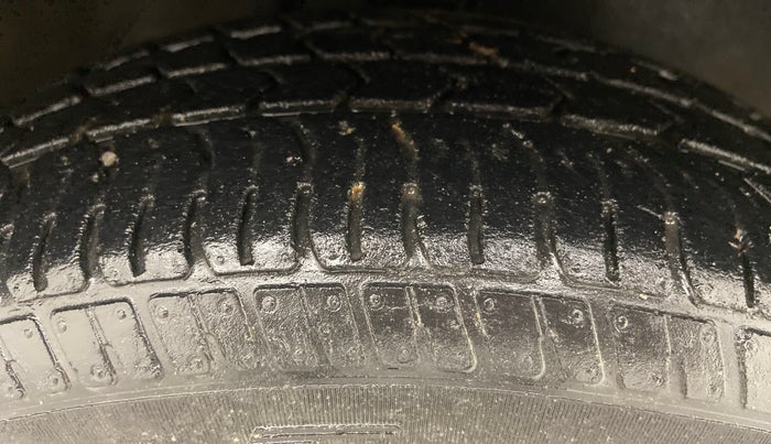 2019 Maruti Alto K10 VXI, Petrol, Manual, 23,956 km, Right Front Tyre Tread
