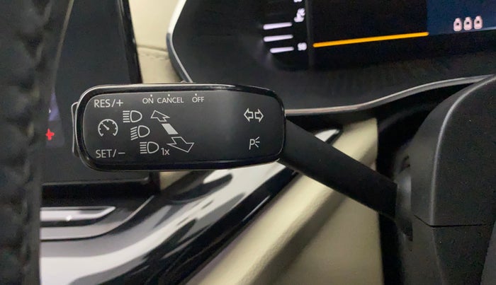 2022 Skoda Octavia L&K 2.0 AT, Petrol, Automatic, 33,616 km, Adaptive Cruise Control