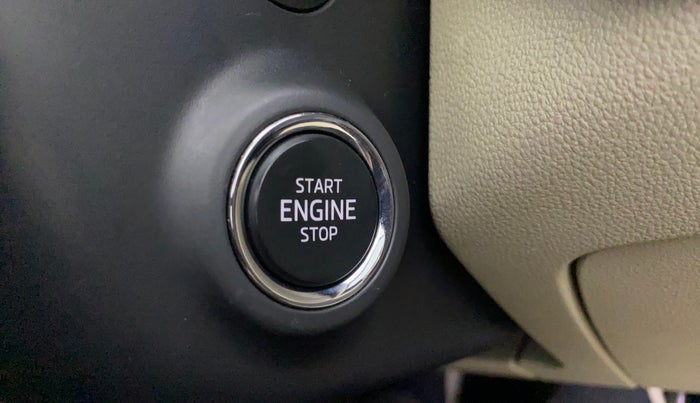 2022 Skoda Octavia L&K 2.0 AT, Petrol, Automatic, 33,616 km, Keyless Start/ Stop Button