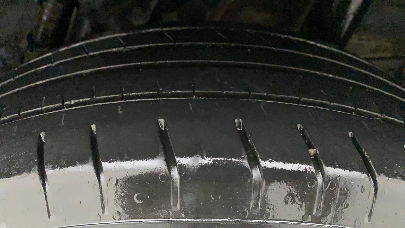 2020 Hyundai VENUE S 1.2, Petrol, Manual, 36,388 km, Left Rear Tyre Tread