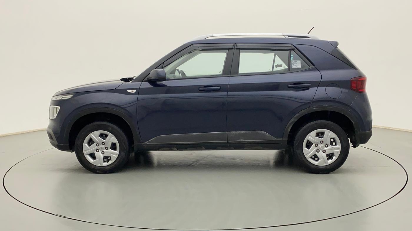 2020 Hyundai VENUE S 1.2, Petrol, Manual, 36,388 km, Left Side
