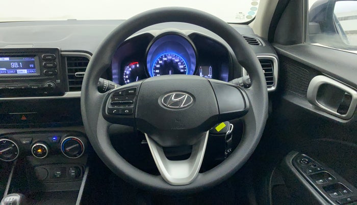 2020 Hyundai VENUE S 1.2, Petrol, Manual, 36,388 km, Steering Wheel Close Up