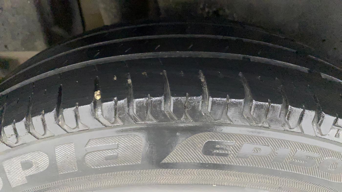 2017 Maruti Dzire VXI, Petrol, Manual, 54,632 km, Right Rear Tyre Tread