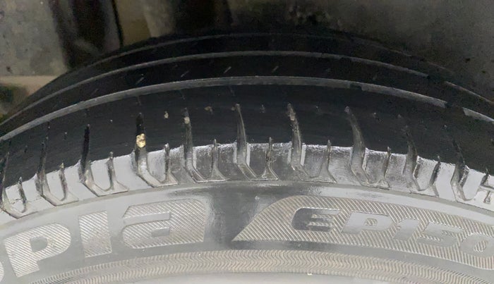 2017 Maruti Dzire VXI, Petrol, Manual, 54,632 km, Right Rear Tyre Tread