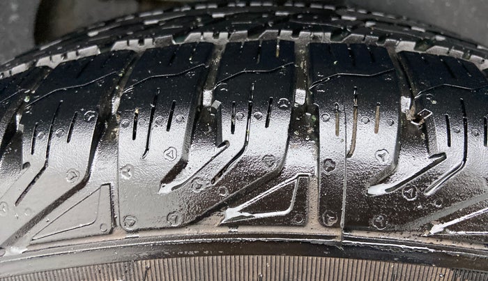 2019 Tata Harrier XZ 2.0L Kryotec, Diesel, Manual, 82,390 km, Left Rear Tyre Tread