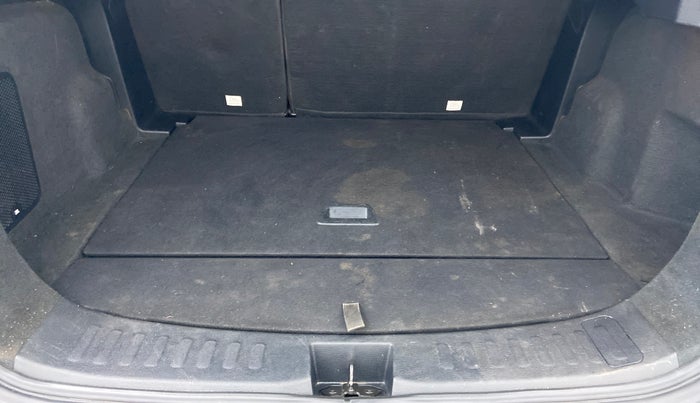 2019 Tata Harrier XZ 2.0L Kryotec, Diesel, Manual, 82,390 km, Boot Inside