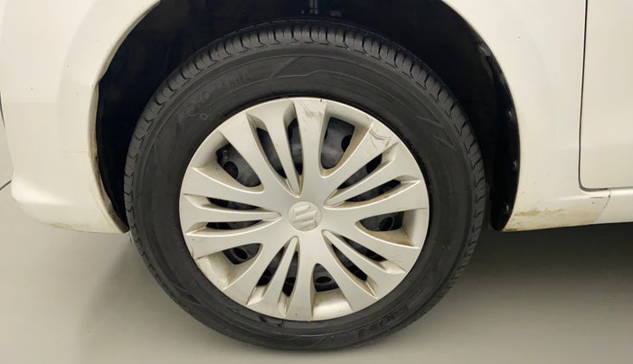 2013 Maruti Ertiga ZXI, CNG, Manual, 74,138 km, Left Front Wheel