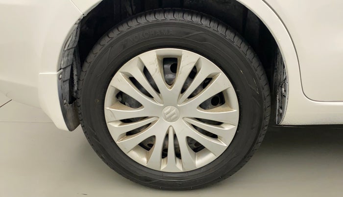 2013 Maruti Ertiga ZXI, CNG, Manual, 74,138 km, Right Rear Wheel