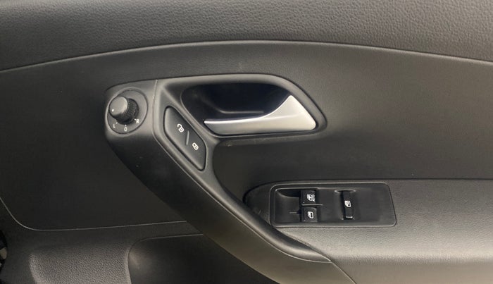 2018 Volkswagen Ameo COMFORTLINE 1.0L, Petrol, Manual, 52,897 km, Driver Side Door Panels Control