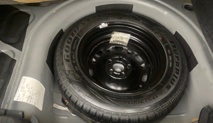 2018 Volkswagen Ameo COMFORTLINE 1.0L, Petrol, Manual, 52,897 km, Spare Tyre