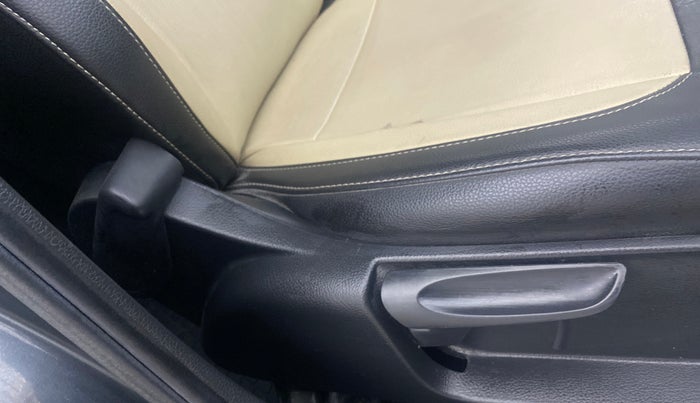 2018 Volkswagen Ameo COMFORTLINE 1.0L, Petrol, Manual, 52,897 km, Driver Side Adjustment Panel