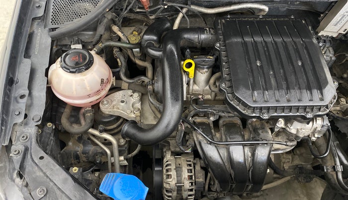 2018 Volkswagen Ameo COMFORTLINE 1.0L, Petrol, Manual, 52,897 km, Engine View - Right